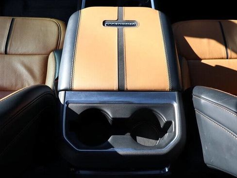 Used 2024 Ford F250 Platinum w/ FX4 Off-Road Package image 26