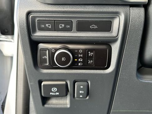 Used 2023 Ford F150 Lariat w/ Equipment Group 502A High image 29