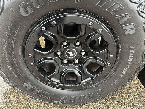 Certified 2022 Ford Bronco Badlands AWD/4WD image 9