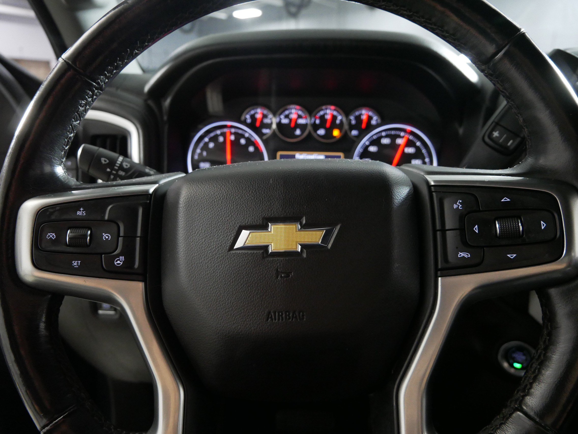 Used 2019 Chevrolet Silverado 1500 LT w/ All-Star Edition AWD/4WD image 25