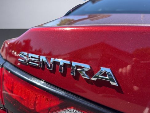 Used 2021 Nissan Sentra SV FWD image 6