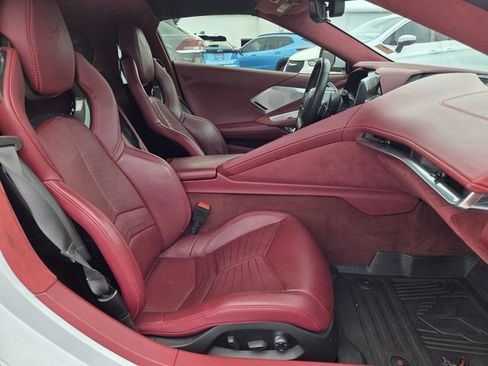 Used 2022 Chevrolet Corvette Stingray Premium Cpe w/ Z51 Performance Package RWD image 16