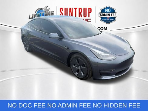Used 2023 Tesla Model 3 Standard Range RWD image 8