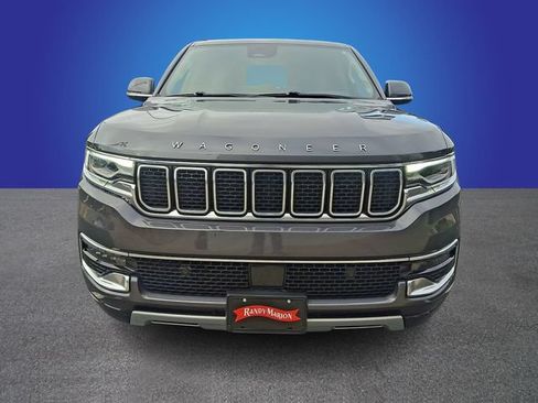 Used 2022 Jeep Wagoneer Series II AWD/4WD image 2