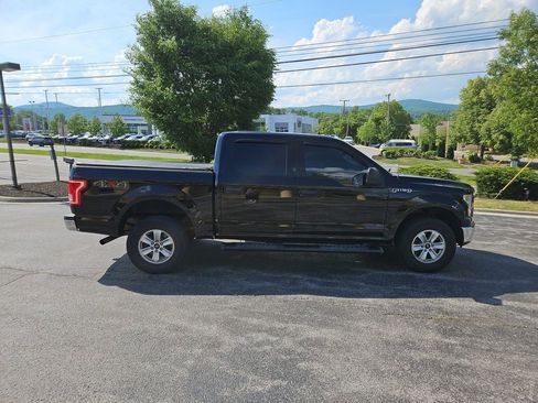 Used 2017 Ford F150 XLT AWD/4WD image 8