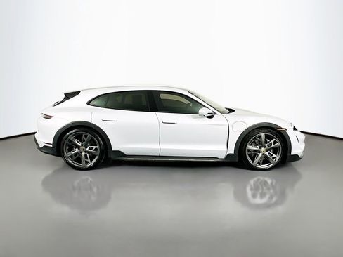 Used 2022 Porsche Taycan 4 Cross Turismo AWD/4WD image 9