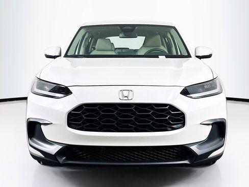 Used 2024 Honda HR-V LX image 2