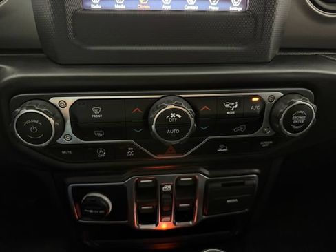 Used 2021 Jeep Gladiator Sport AWD/4WD image 20