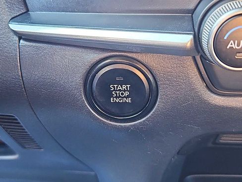 Used 2022 MAZDA CX-30 AWD 2.5 S w/ Select Package image 18