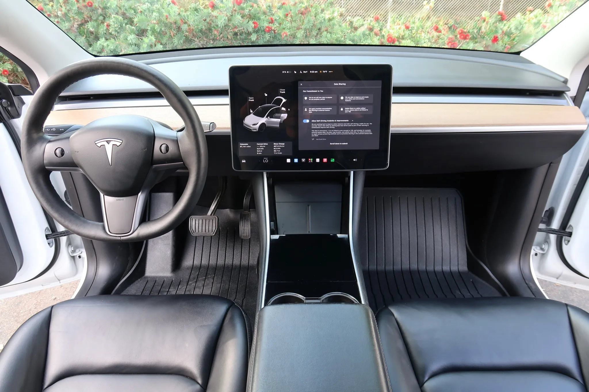 Used 2021 Tesla Model Y Long Range AWD/4WD image 29