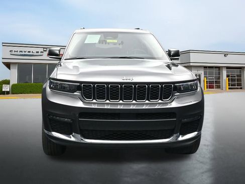 Used 2021 Jeep Grand Cherokee L Limited AWD/4WD image 8