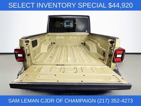 New 2026 Jeep Gladiator Willys image 23