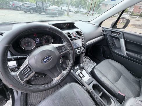 Used 2016 Subaru Forester 2.5i Limited AWD/4WD image 10