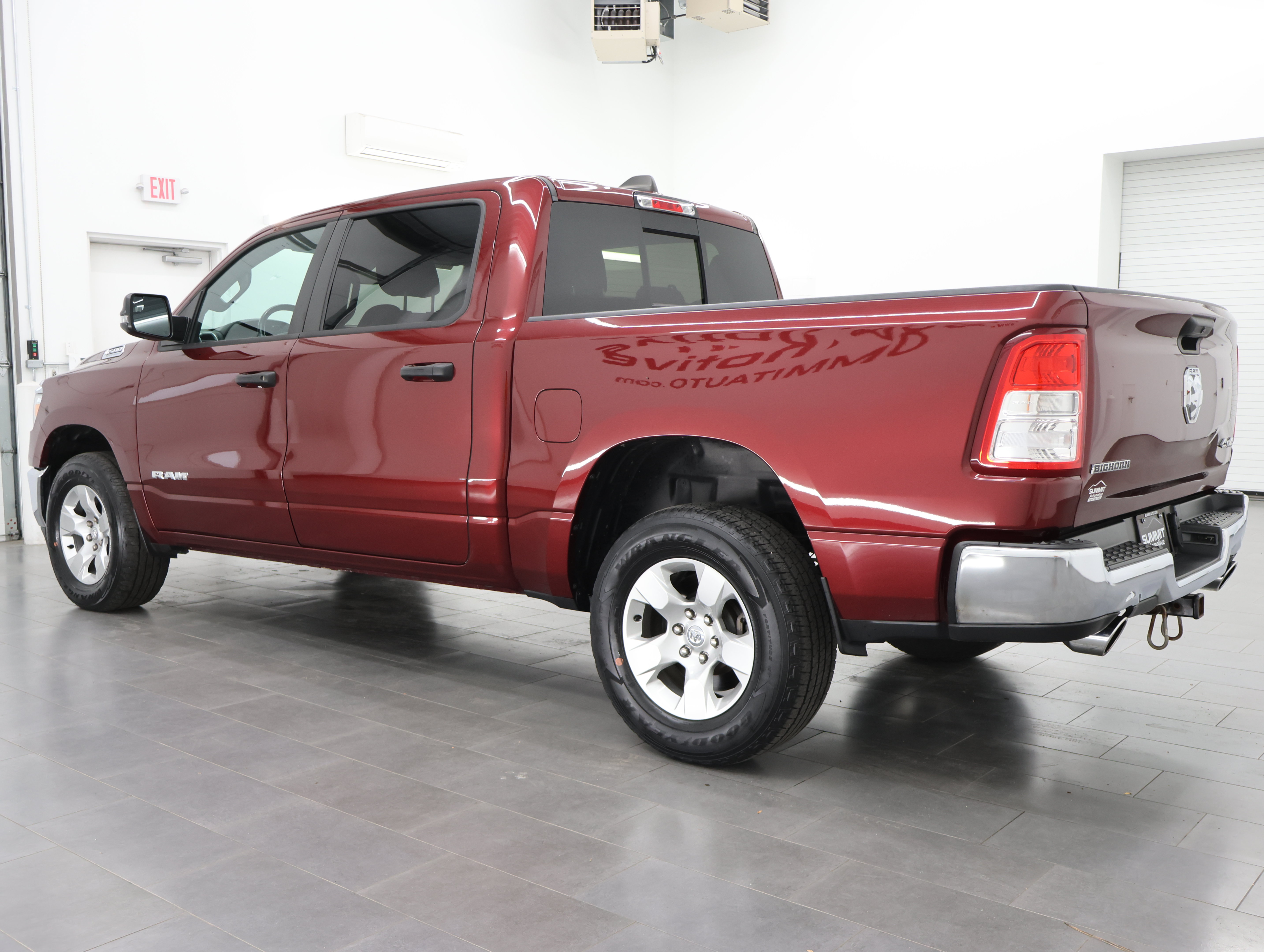 Used 2023 RAM 1500 Big Horn AWD/4WD image 6