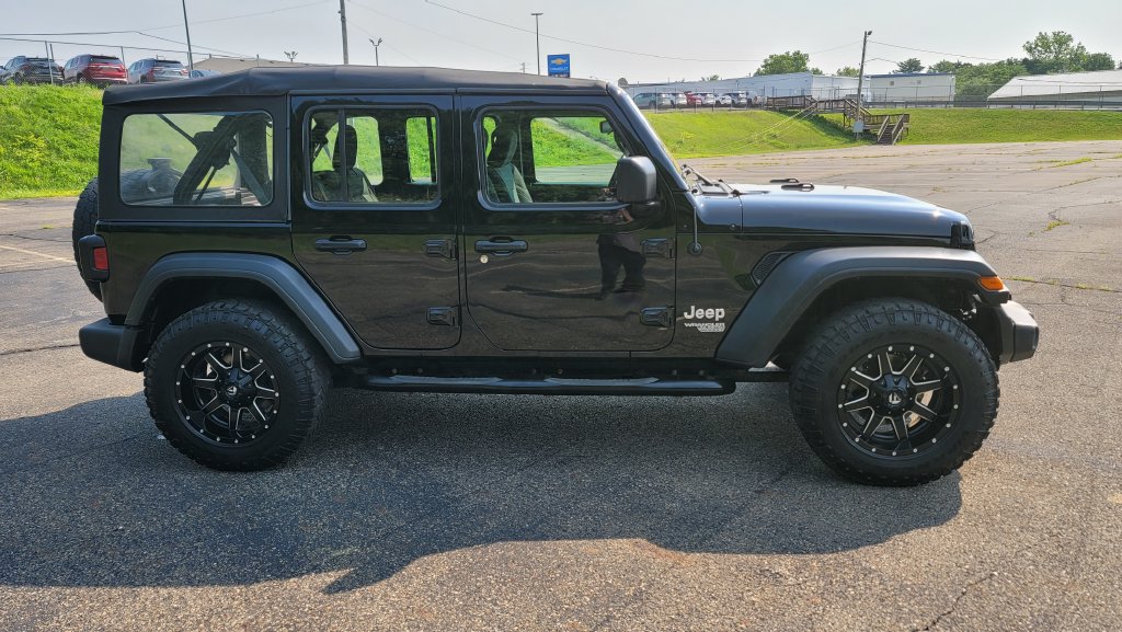 Used 2020 Jeep Wrangler Unlimited Sport AWD/4WD image 14
