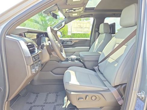 New 2026 GMC Yukon XL Elevation w/ Elevation Premium Package AWD/4WD image 20