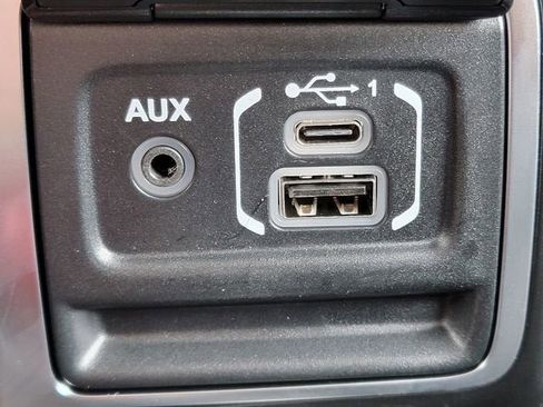 New 2026 Jeep Gladiator Sport AWD/4WD image 8