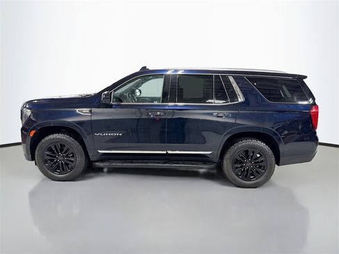 Used 2021 GMC Yukon SLT image 10