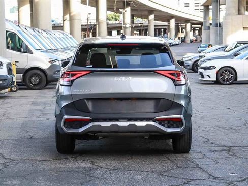 Used 2024 Kia Sportage LX image 5