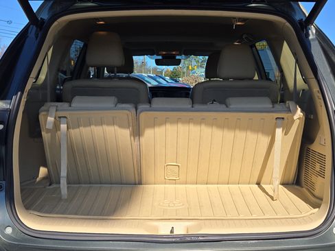 Used 2019 Toyota Highlander XLE image 14