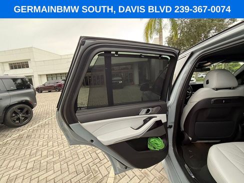 Used 2025 BMW X5 xDrive40i w/ Executive Package AWD/4WD image 17