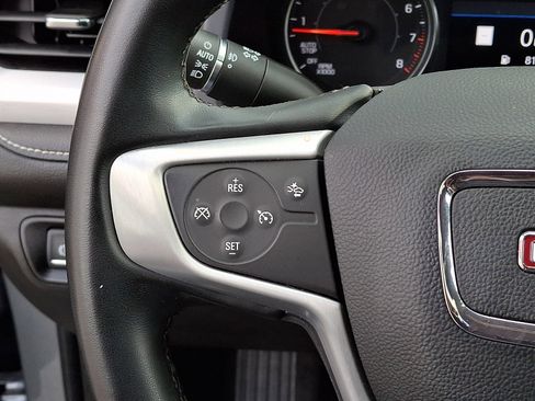 Used 2023 GMC Acadia SLT AWD/4WD image 26