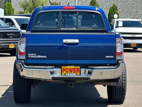 Used 2015 Toyota Tacoma PreRunner w/ SR5 Package RWD image 5