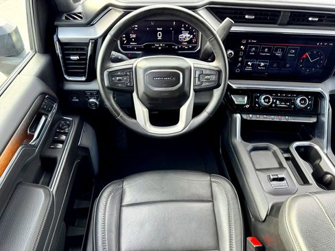 Used 2024 GMC Sierra 3500 Denali w/ Denali Reserve Package image 25