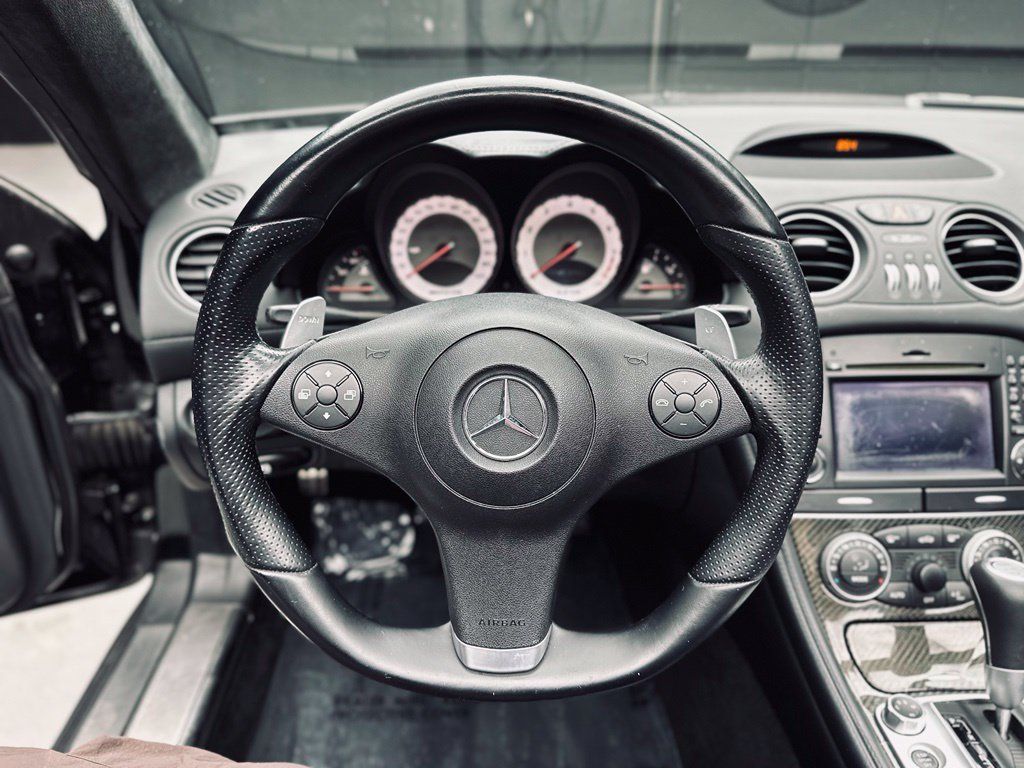 Used 2011 Mercedes-Benz SL 63 AMG w/ Premium I Pkg image 24