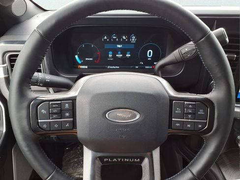 New 2025 Ford F450 Platinum image 11
