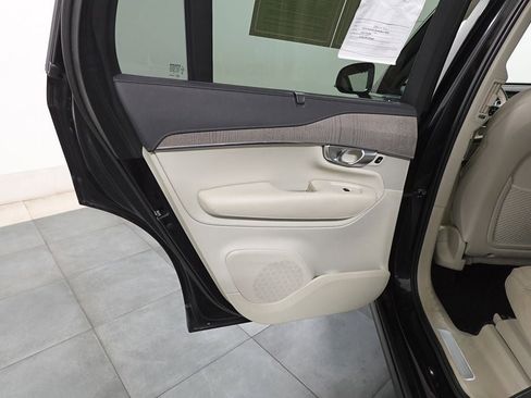 Used 2023 Volvo XC90 B6 Ultimate w/ Protection Package Premier image 23