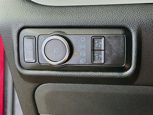 Certified 2023 Ford Explorer XLT w/ Equipment Group 202A image 27