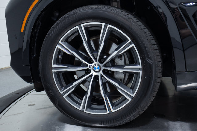 Used 2026 BMW X5 xDrive40i AWD/4WD image 27