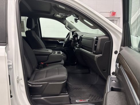 Used 2023 Chevrolet Silverado 1500 RST image 33