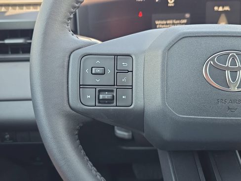Used 2026 Toyota RAV4 SE FWD image 14