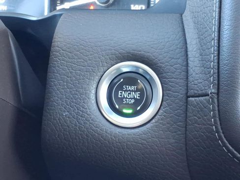 Certified 2021 GMC Yukon XL Denali w/ Denali Premium Package image 12