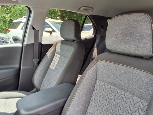 Used 2022 Chevrolet Equinox LT image 17