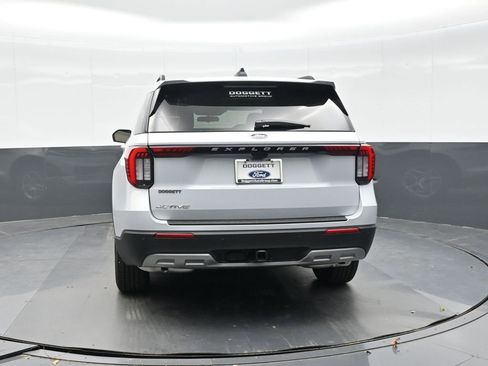 New 2026 Ford Explorer Active image 5