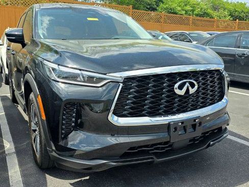 Used 2023 INFINITI QX60 Pure image 3