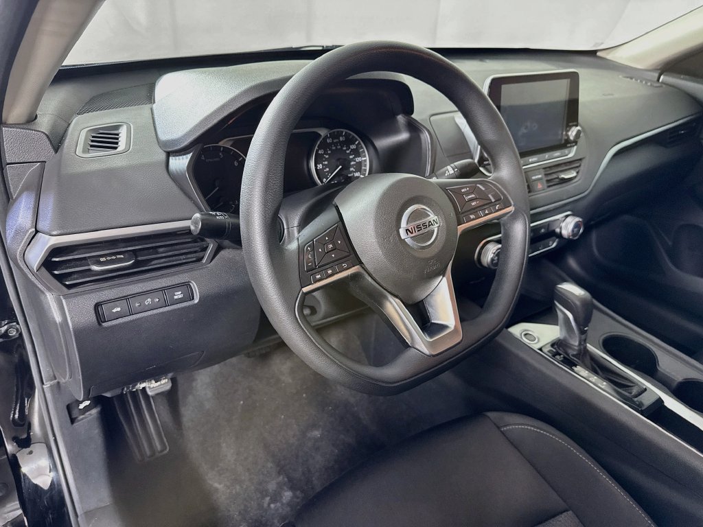 Used 2020 Nissan Altima 2.5 S FWD image 9