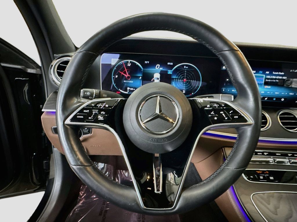 Used 2022 Mercedes-Benz E 350 4MATIC Sedan image 11