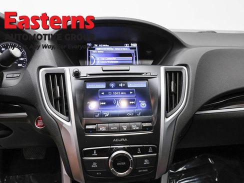 Used 2017 Acura TLX FWD image 12