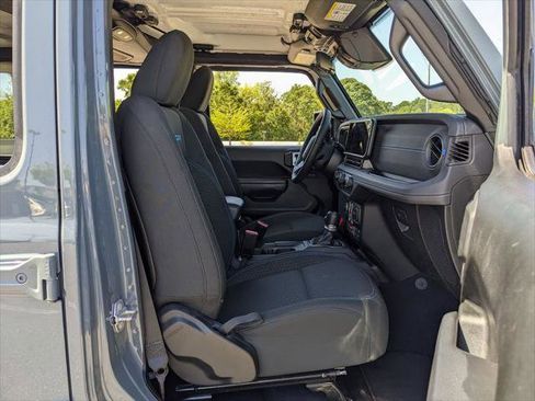 Certified 2025 Jeep Wrangler Unlimited Rubicon 4xe w/ Safety Group image 50