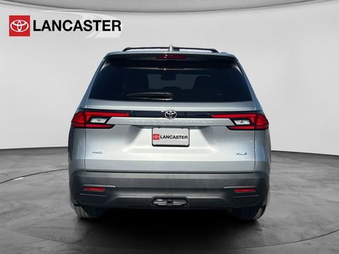 New 2026 Toyota Grand Highlander XLE image 6