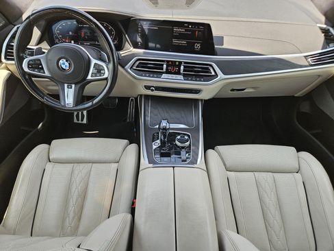 Used 2022 BMW X7 M50i AWD/4WD image 26