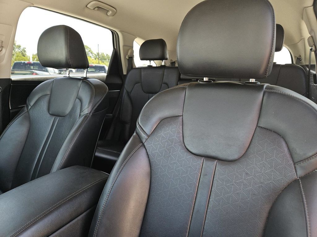Used 2021 Kia Sorento S AWD/4WD image 13