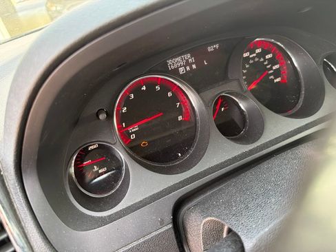 Used 2008 GMC Acadia SLT w/ Convenience Package FWD image 13