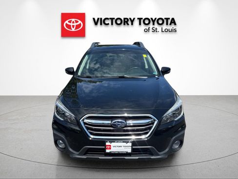 Used 2018 Subaru Outback 2.5i Limited w/ Popular Package #2 AWD/4WD image 8