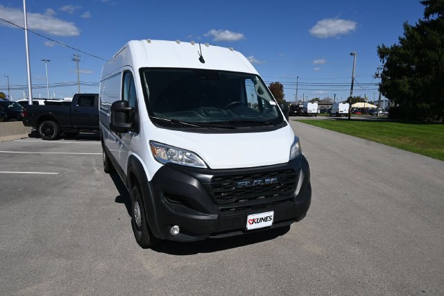 Used 2025 RAM ProMaster 2500 w/ Convenience Group FWD image 6