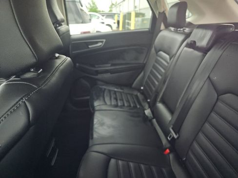 Used 2024 Ford Edge SEL w/ Convenience Package AWD/4WD image 4